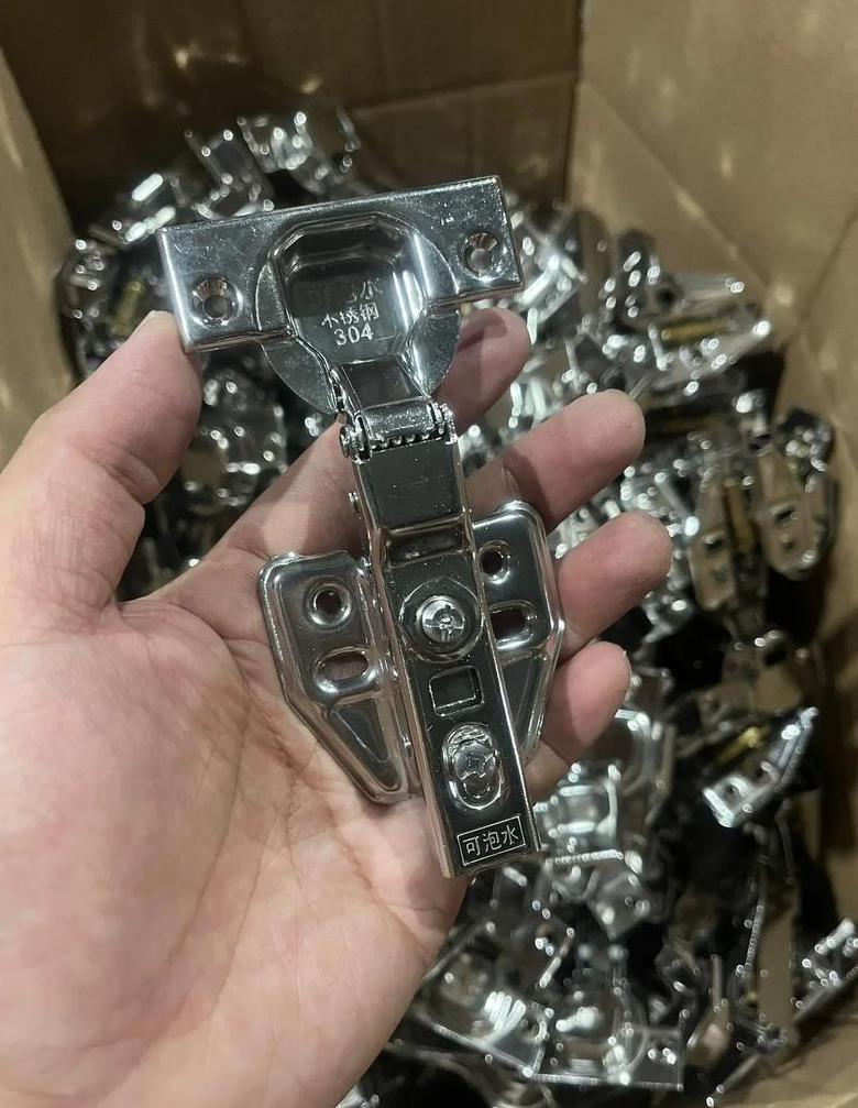 不锈钢铰链：优质选择，全面解析