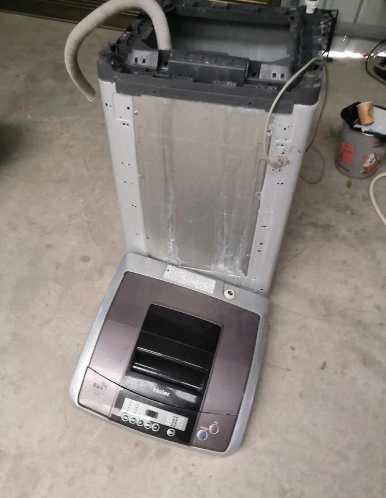 海尔滚筒洗衣机不转声音大？故障排查指南