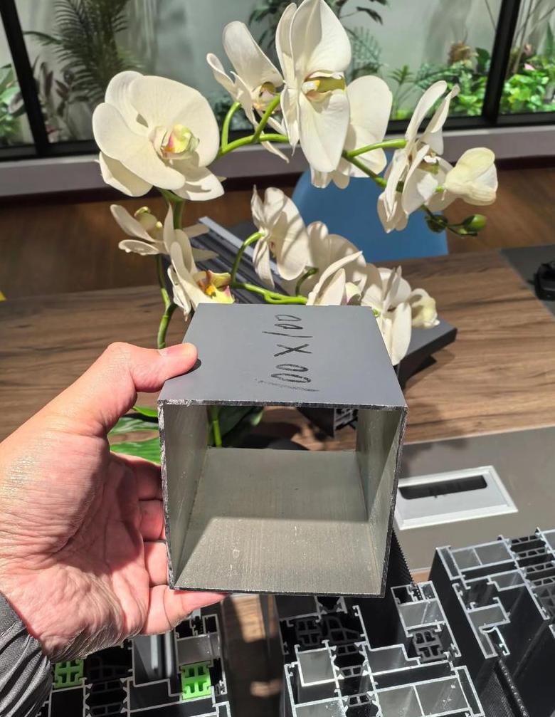 铝合金方管型材重量表