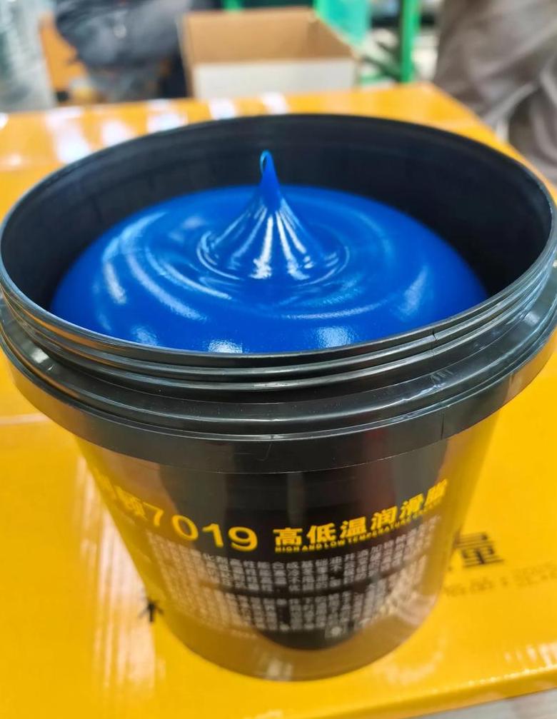 滚动轴承加什么润滑油比较好呢