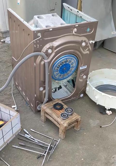 双桶洗衣机脱水异响原因及解决方法