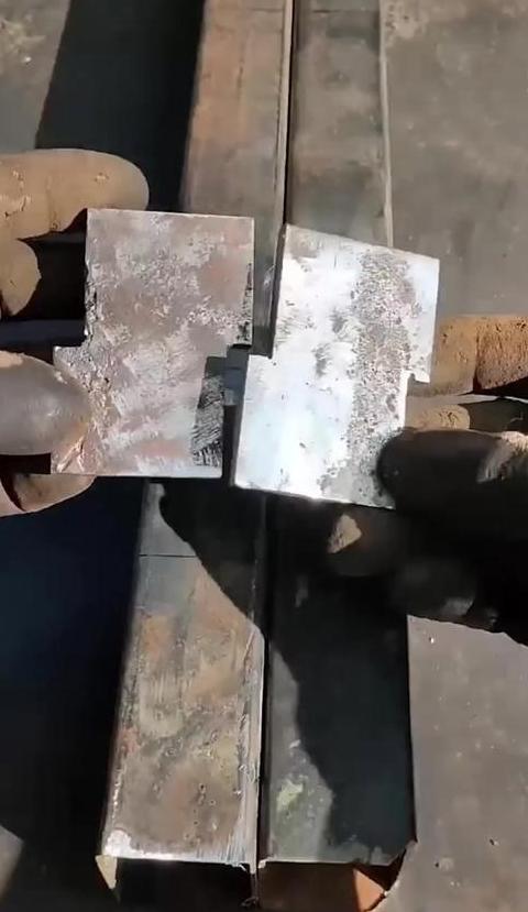 木门合页螺丝拧不动