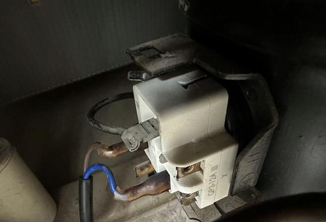 冰箱启动器发热压缩机不启动