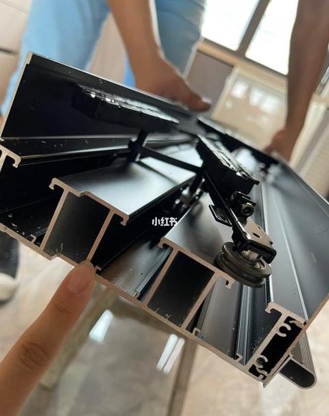 吊轨推拉门拆卸攻略